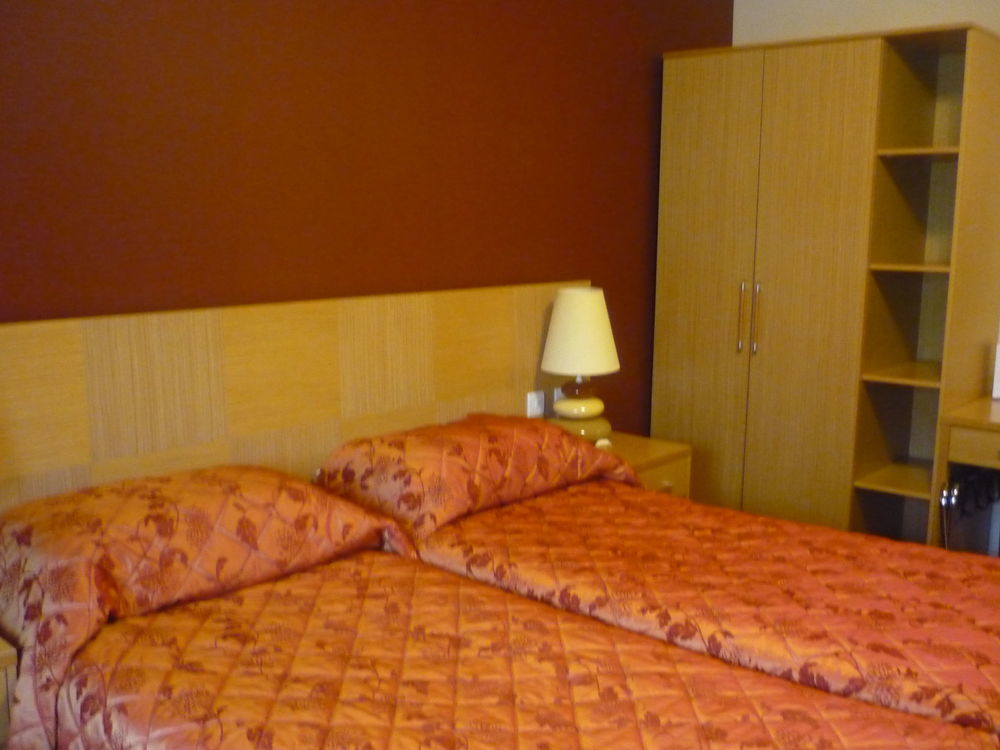 Innisfallen Hotel Киларни Екстериор снимка