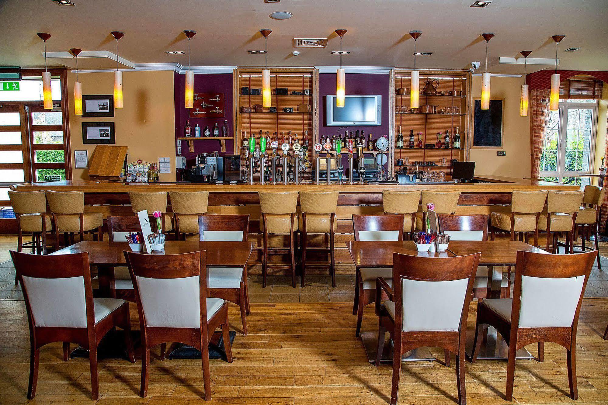Innisfallen Hotel Киларни Екстериор снимка